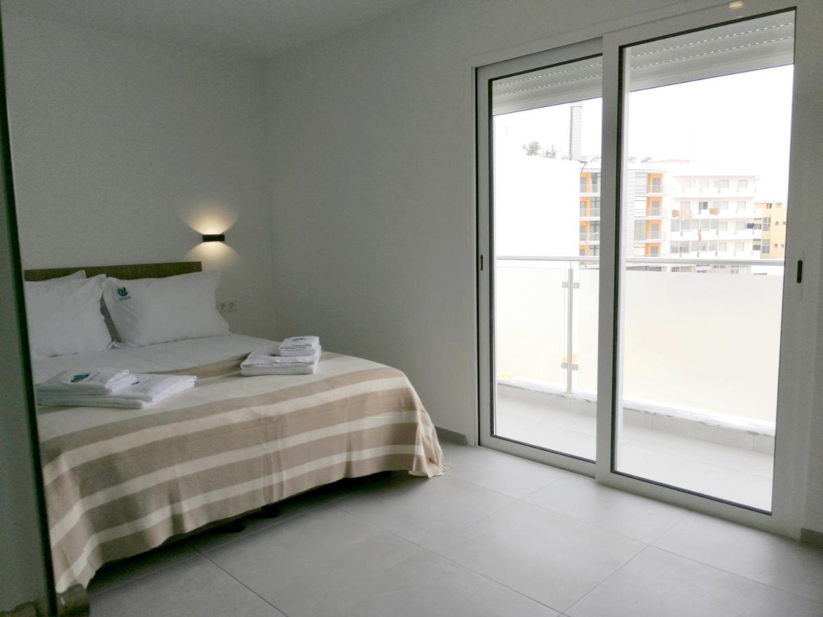 Suites Paradise Algarve Quarteira Exterior photo